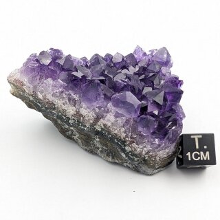 Amethyst Uruguay liegendes Stück A-Qualität roh, Gewicht ca. 70-100g